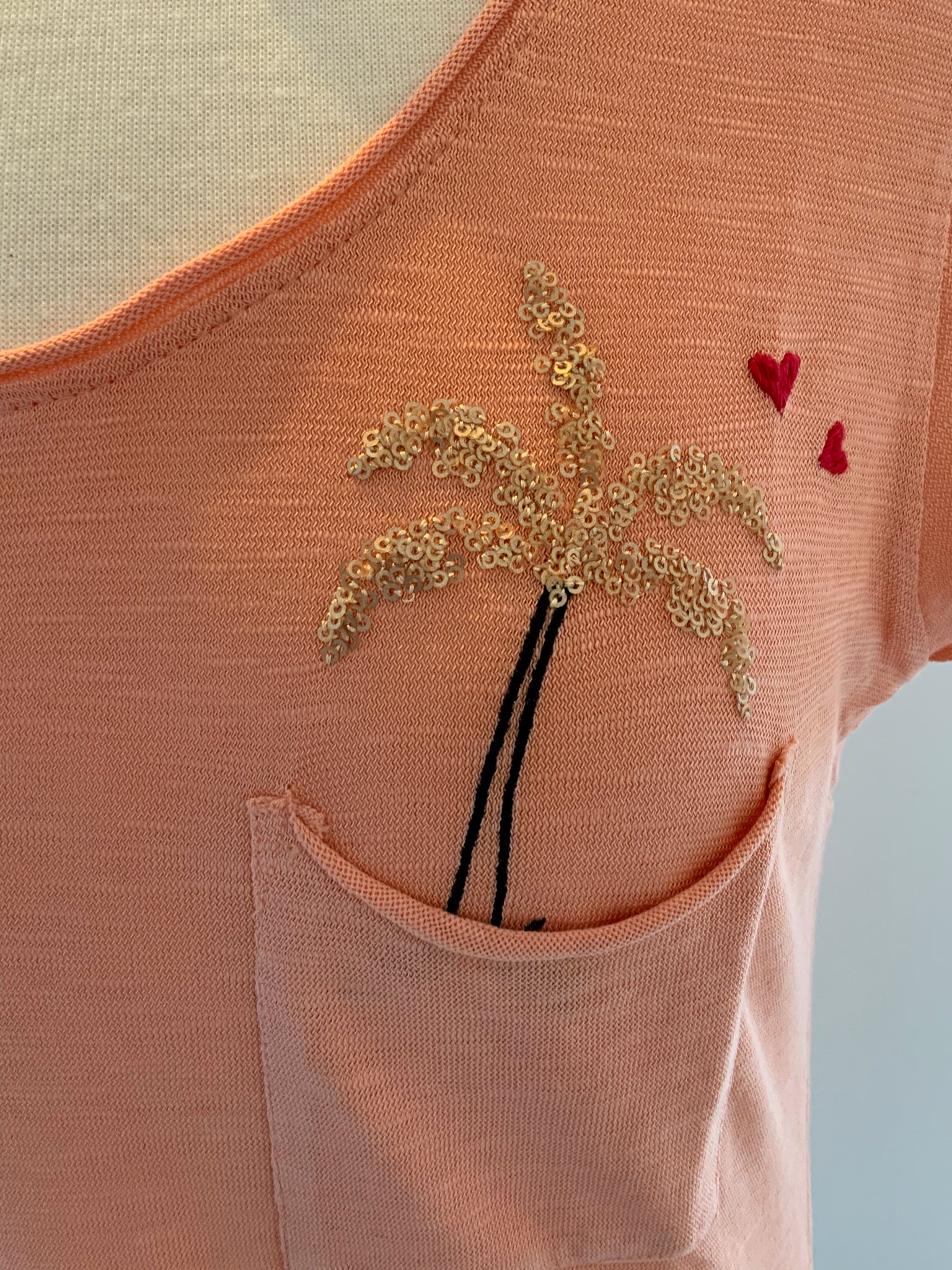 Tee Shirt W/Palm Tree Design