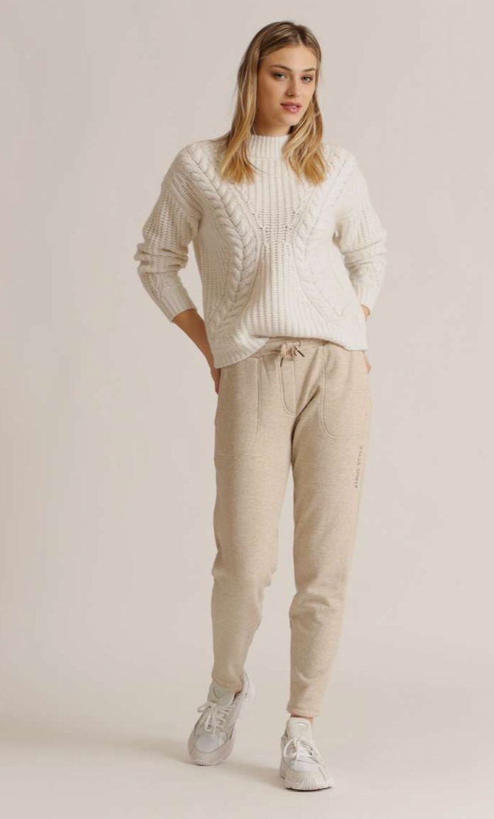 Cable Pullover Round Neck
