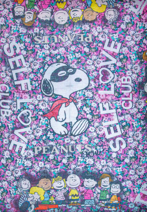 Flower Heroes Snoopy Scarf